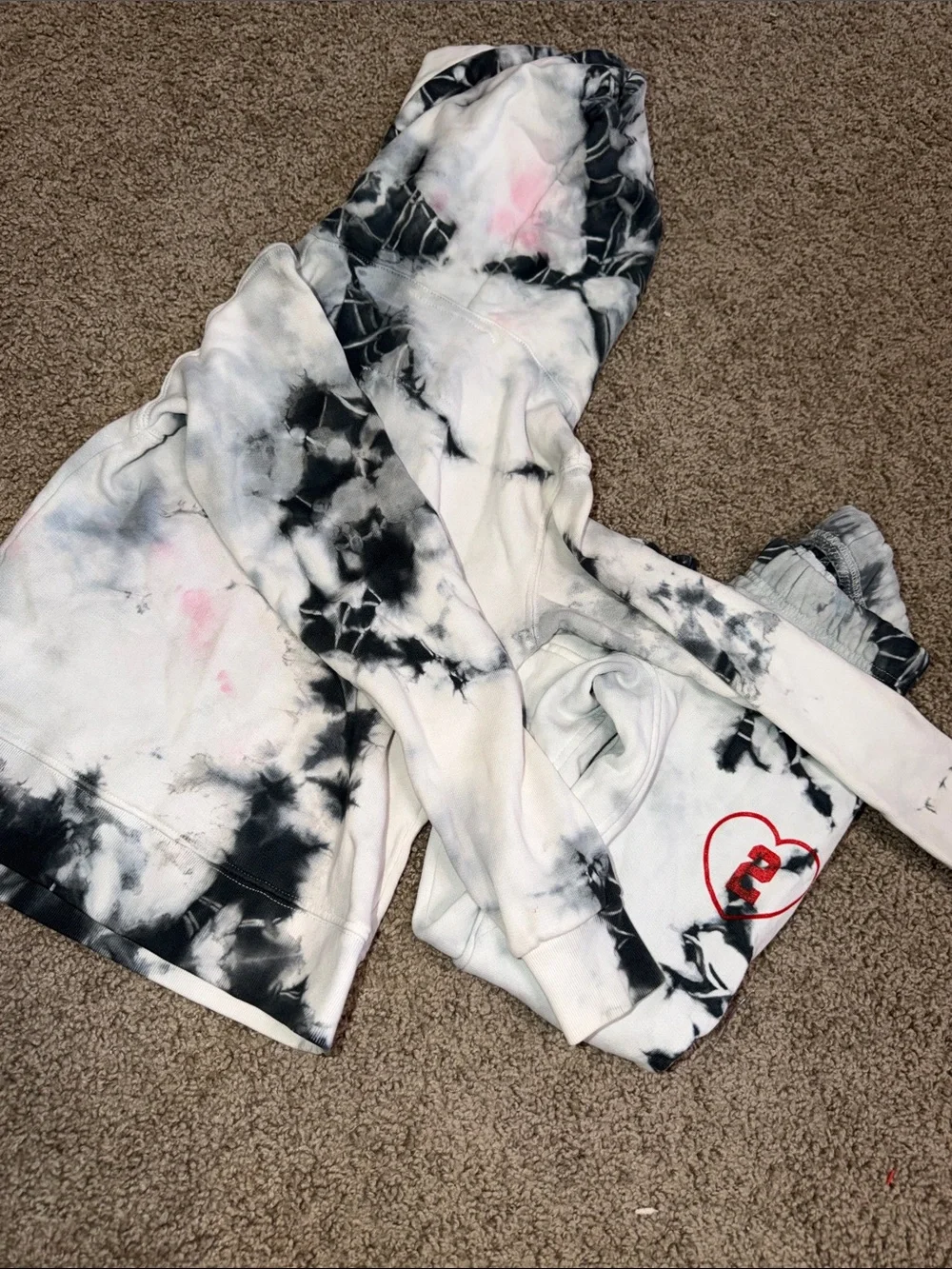 Mamba mambacita Play Gigi’s way DANNIJO Kids Tie-Dye Hoodie & Jogger Set